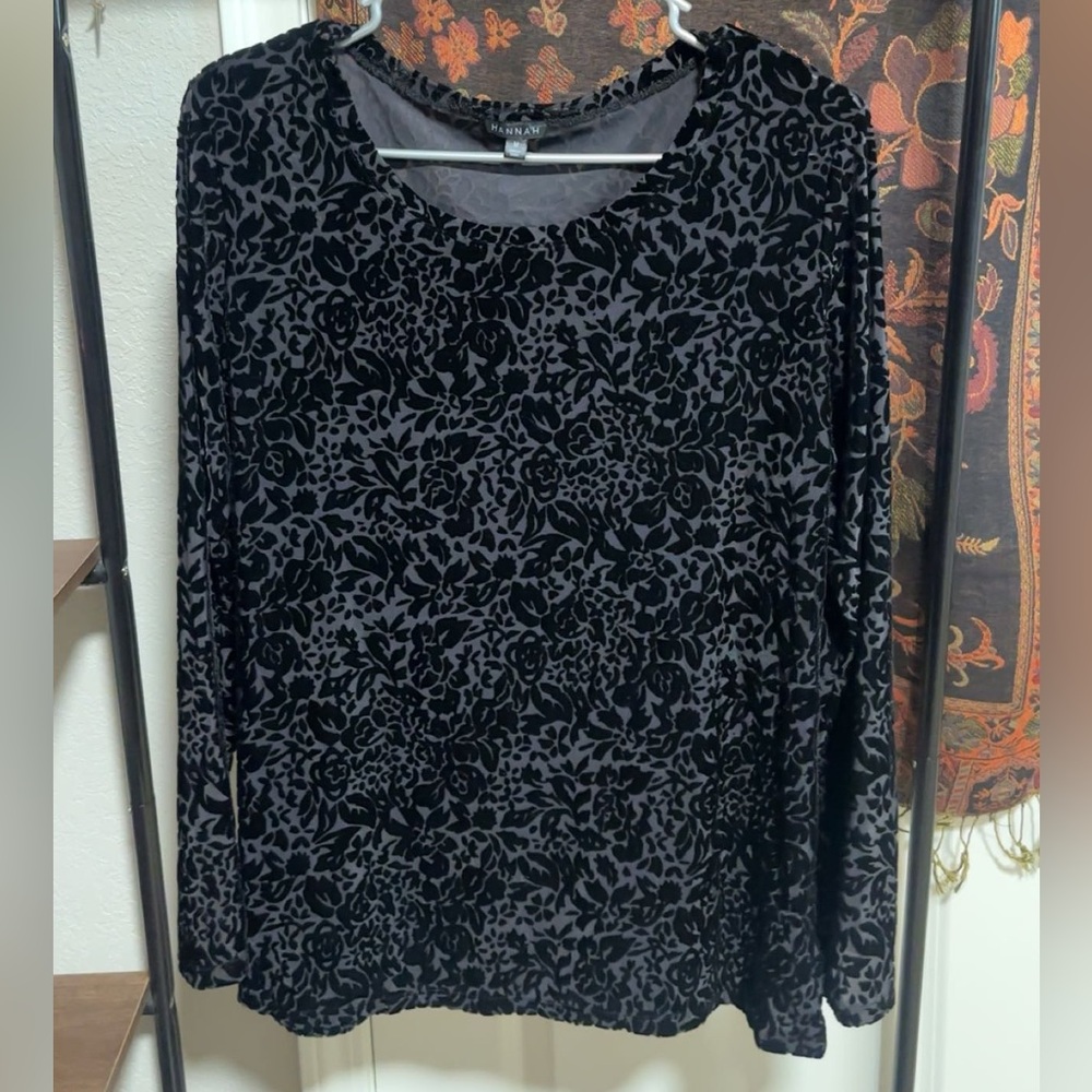 Black and Gray Floral Velvet Top